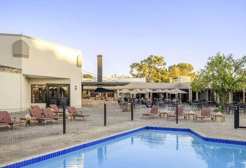 Fotos del hotel Safari Court  Managed By Accor:  8