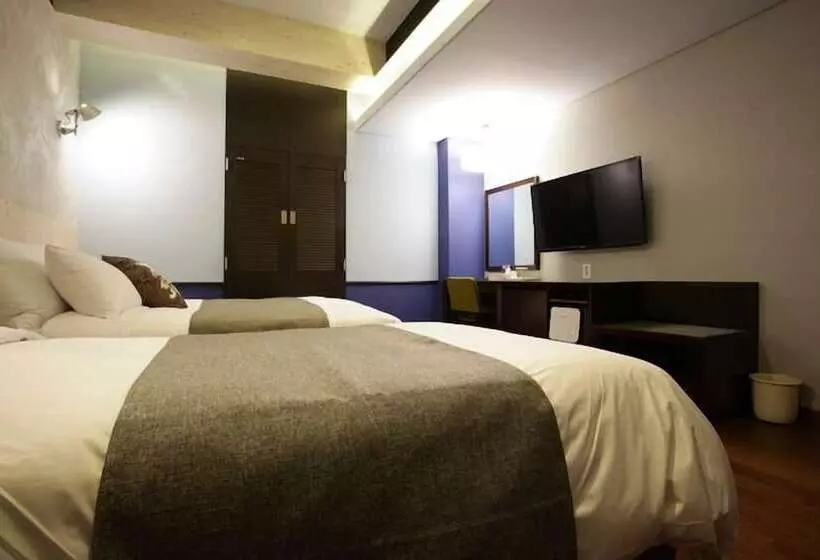 Fotos del hotel Karak Tourist:  3