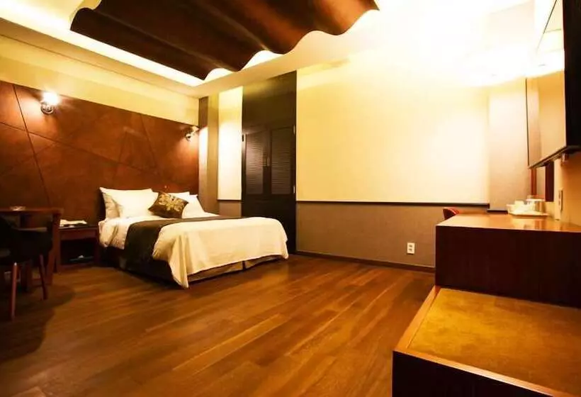 Fotos del hotel Karak Tourist:  13