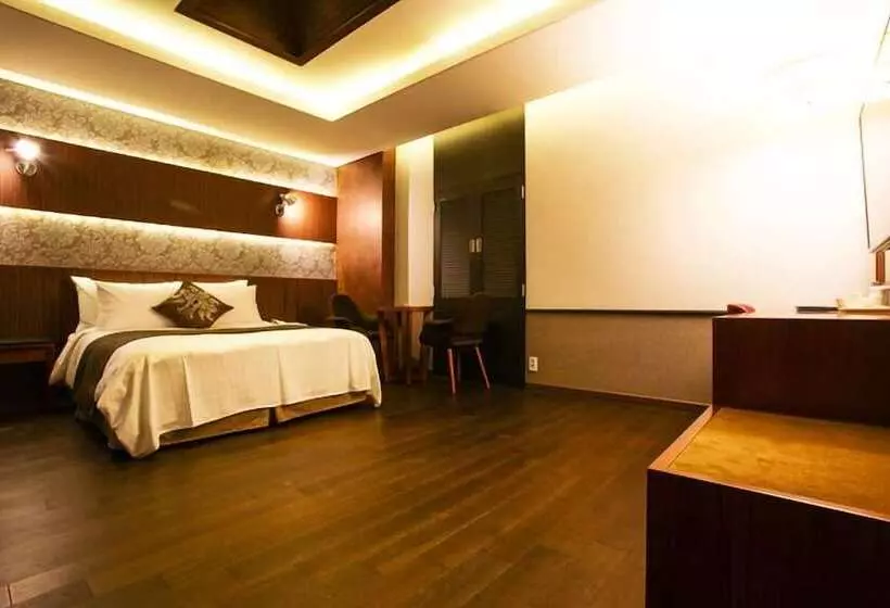 Fotos del hotel Karak Tourist:  17