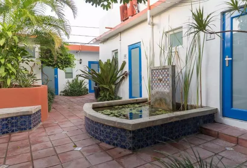 Fotos del hotel Tres Palmas Inn:  2