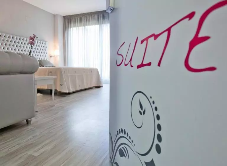 Fotos del hotel Alix Boutique:  18