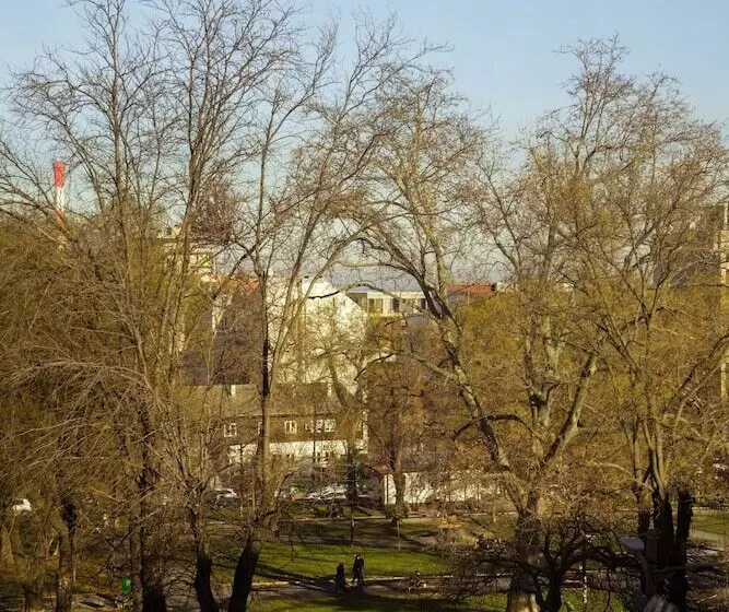 Fotos del hotel Square Nine  Belgrade:  4