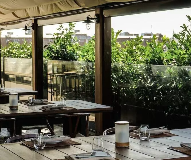 Fotos del hotel Square Nine  Belgrade:  12