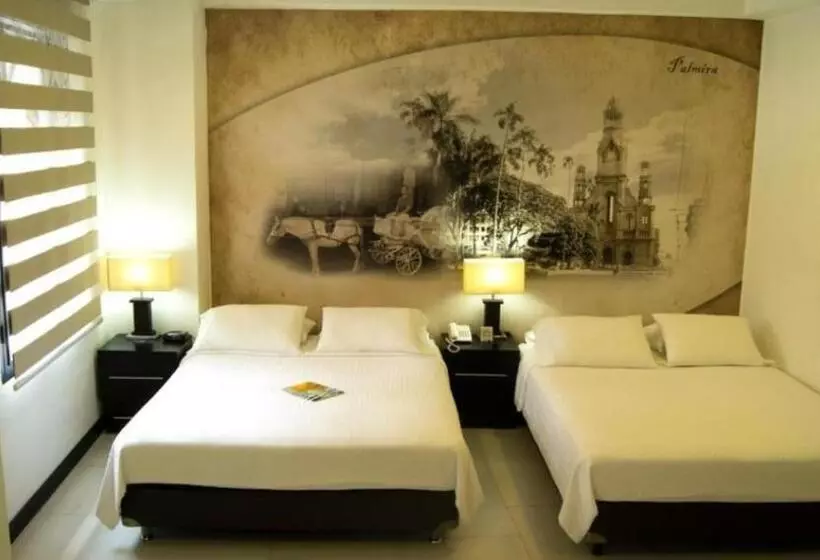 Fotos del hotel Puerta De San Antonio:  12