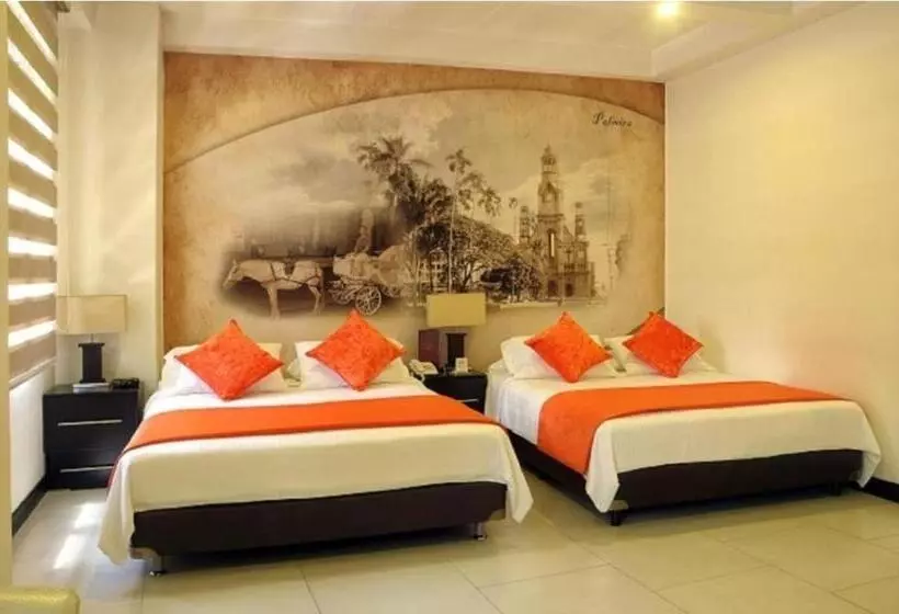 Fotos del hotel Puerta De San Antonio:  11