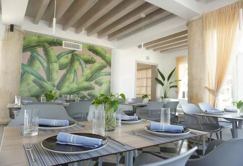 Fotos del hotel Las Americas Casa De Playa:  25