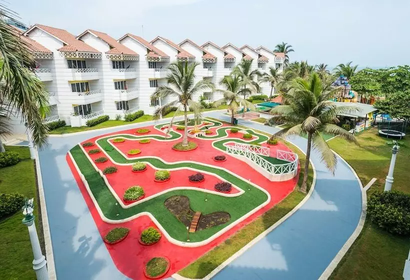 Fotos del hotel Las Americas Casa De Playa:  10