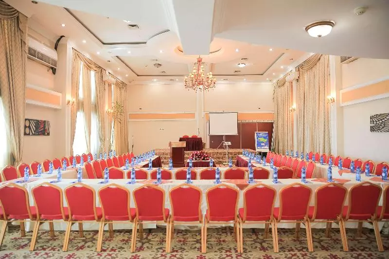 Fotos del hotel Swiss Inn Nexus:  18