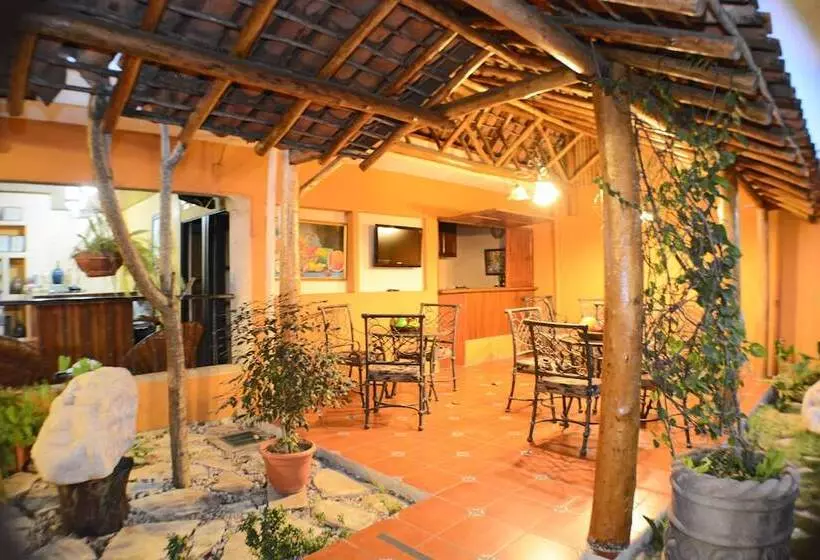 Fotos del hotel Colonnade Nicaragua:  4