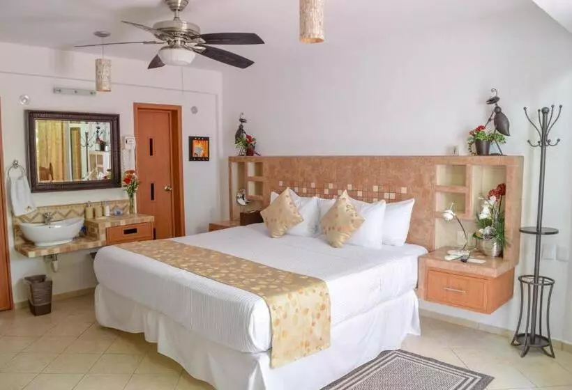 Fotos del hotel & Restaurant Bucaneros, Isla Mujeres:  5