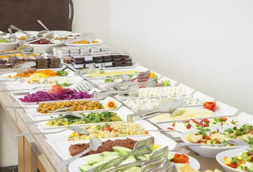 Fotos del hotel Lalinn:  2