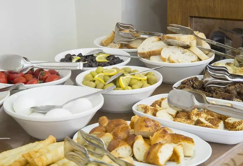 Fotos del hotel Lalinn:  10