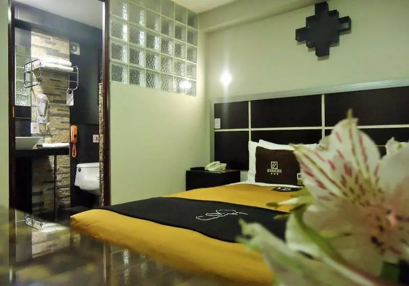 San Francisco Plaza Hotel