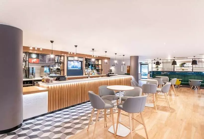 Fotos del hotel Holiday Inn London Luton Airport, An Ihg:  20