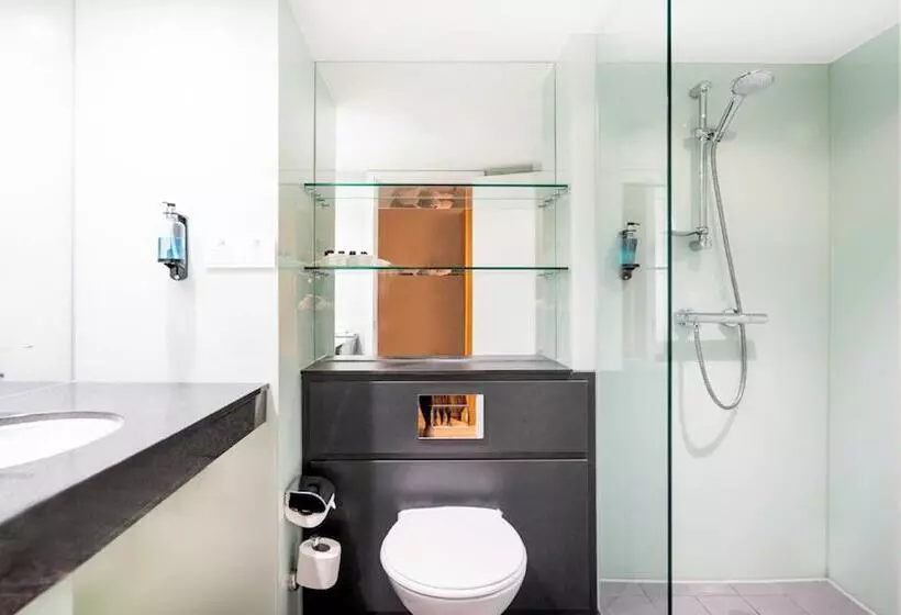 Fotos del hotel Holiday Inn London Luton Airport, An Ihg:  5
