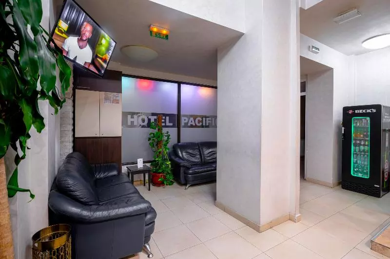 Fotos del hotel Pacific:  8