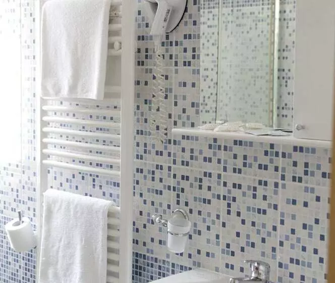 Fotos del hotel Pacific:  10