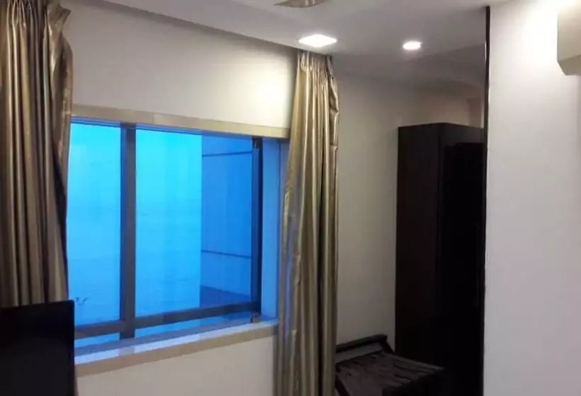 Fotos del hotel Supreme:  15