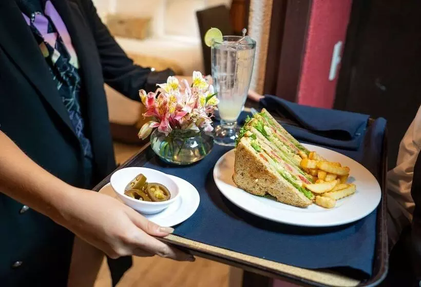 Fotos del hotel Loa Inn Centro Puebla:  3