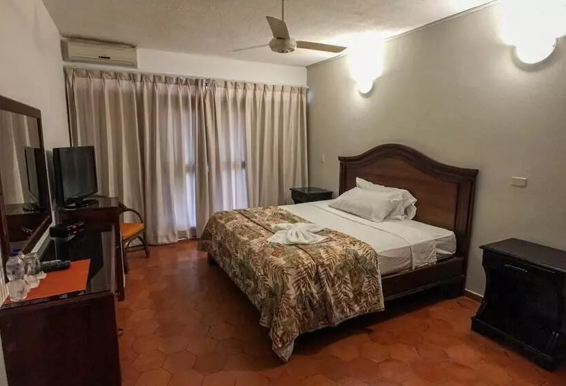 Fotos del hotel Alicia Beach:  18