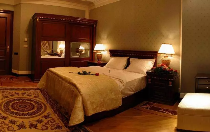 Fotos del hotel Ayf Palace:  8