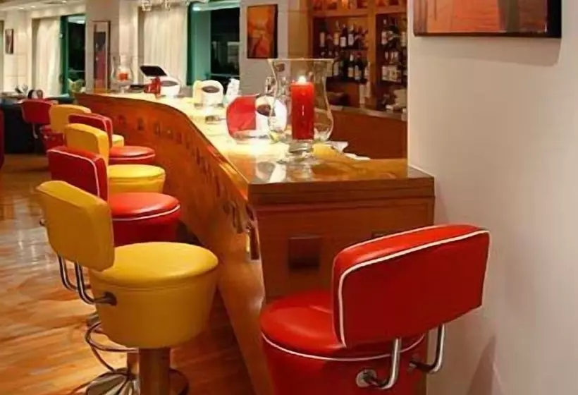 Fotos del hotel Poseidon Palace:  5