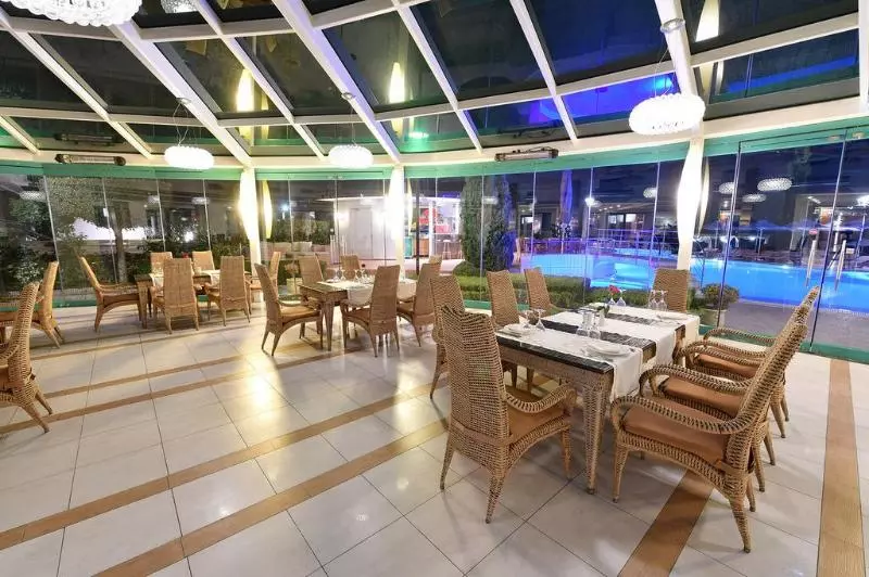 Fotos del hotel Poseidon Palace:  19