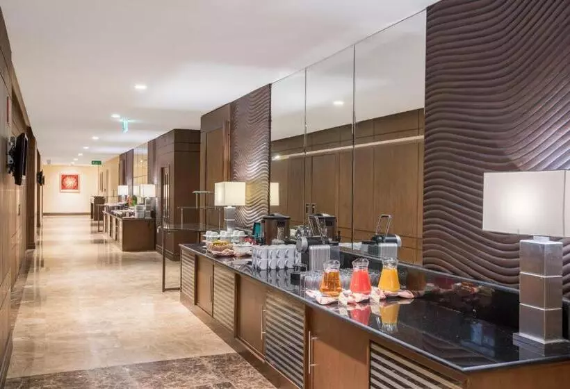 Fotos del hotel Crowne Plaza Madinah, An Ihg:  17