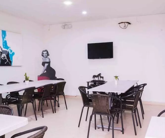 Fotos del hotel Quinta Avenida:  5