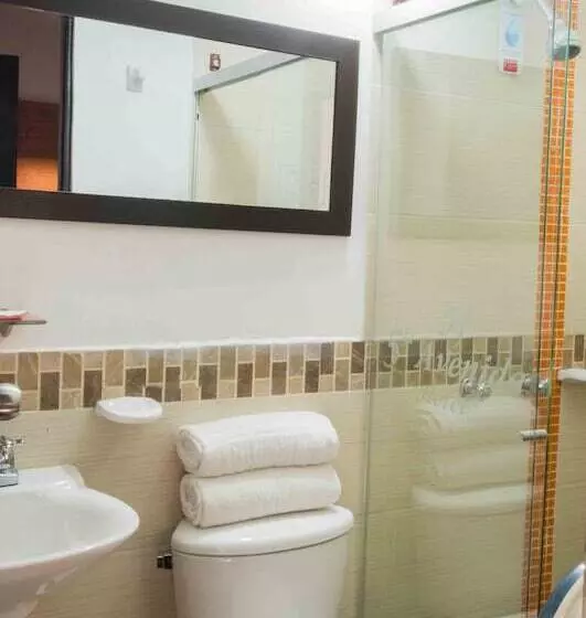 Fotos del hotel Quinta Avenida:  14