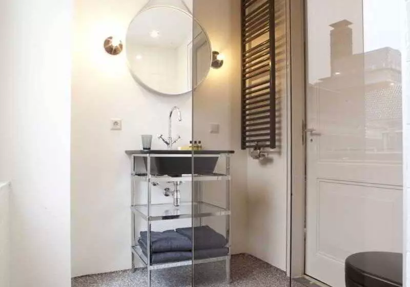 Fotos del hotel V Nesplein:  5