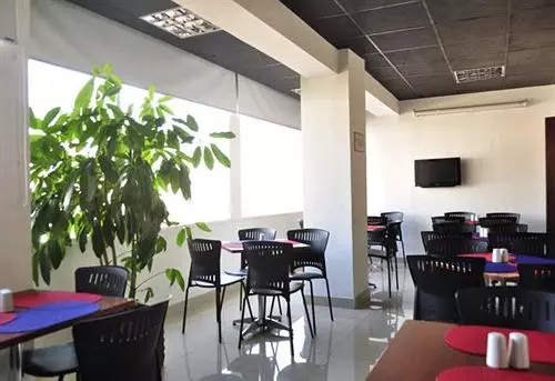 Fotos del hotel Innova Centro Internacional:  6