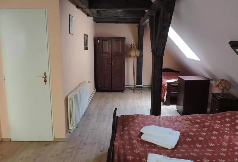 Fotos del hotel King George:  8