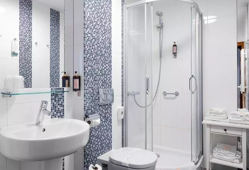 Fotos del hotel Kolumna Park:  2