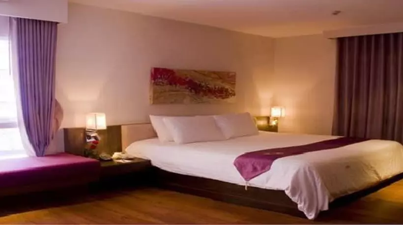 Paradiso Boutique Suites