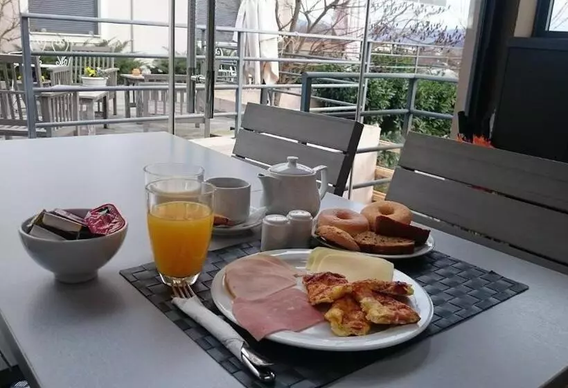 Fotos del hotel Ellopia Point:  23