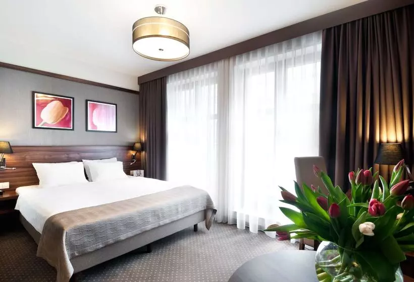 Fotos del hotel Golden Tulip Krakow City Center:  2
