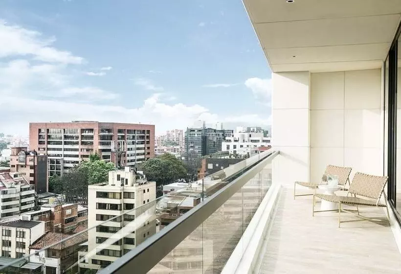 Fotos del hotel 8010 Urban Living:  7