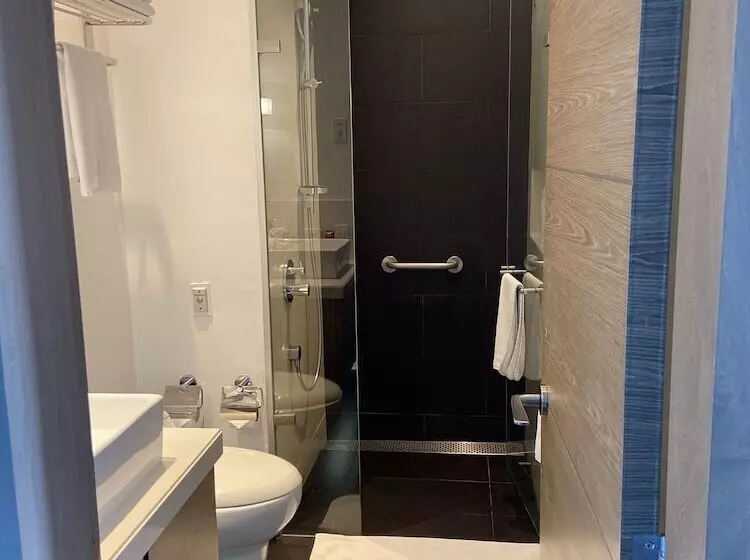 Fotos del hotel 8010 Urban Living:  11