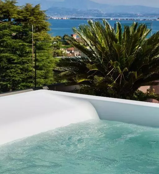 Fotos del hotel Desenzano:  10