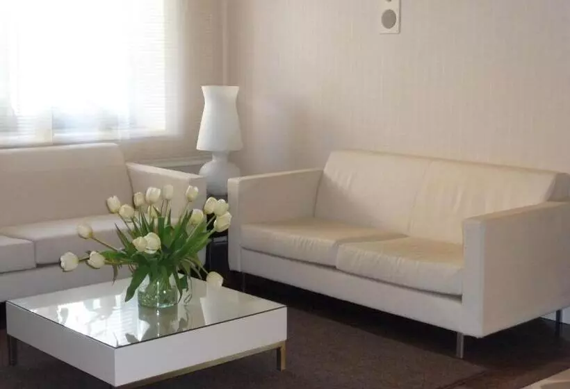 Fotos del hotel Desenzano:  11