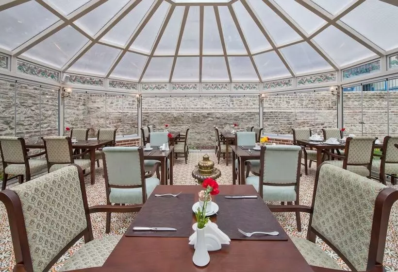 Fotos del hotel Enderun:  3