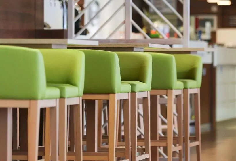 Fotos del hotel Hampton By Hilton Exeter Airport:  6