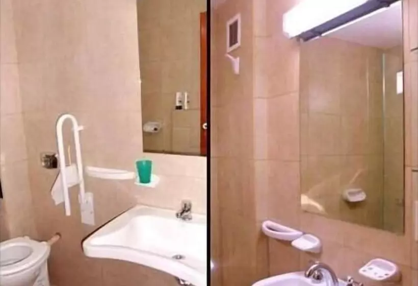 Fotos del hotel Juramento De Lealtad Townhouse:  8