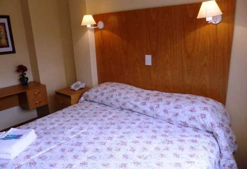 Fotos del hotel Juramento De Lealtad Townhouse:  21