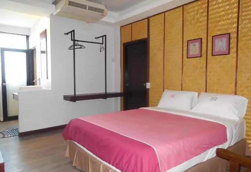 Fotos del hotel Rux Thai Guest House:  13