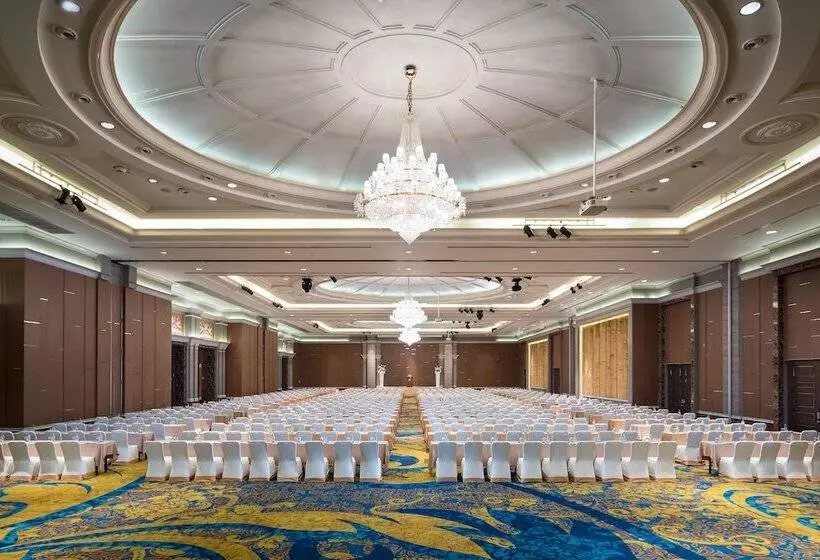 Fotos del hotel The Berkeley Hotel Pratunam:  6