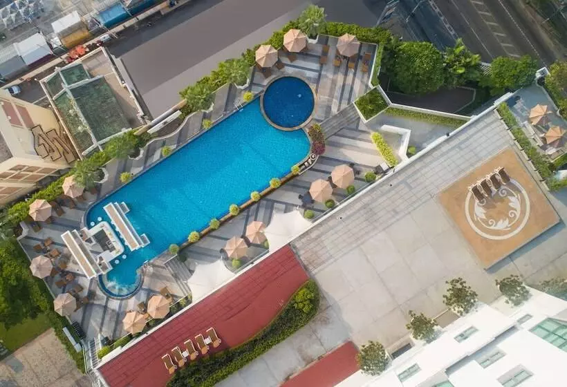 Fotos del hotel The Berkeley Hotel Pratunam:  3