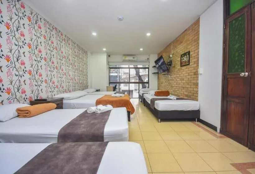 Fotos del hotel Estadio Real:  24